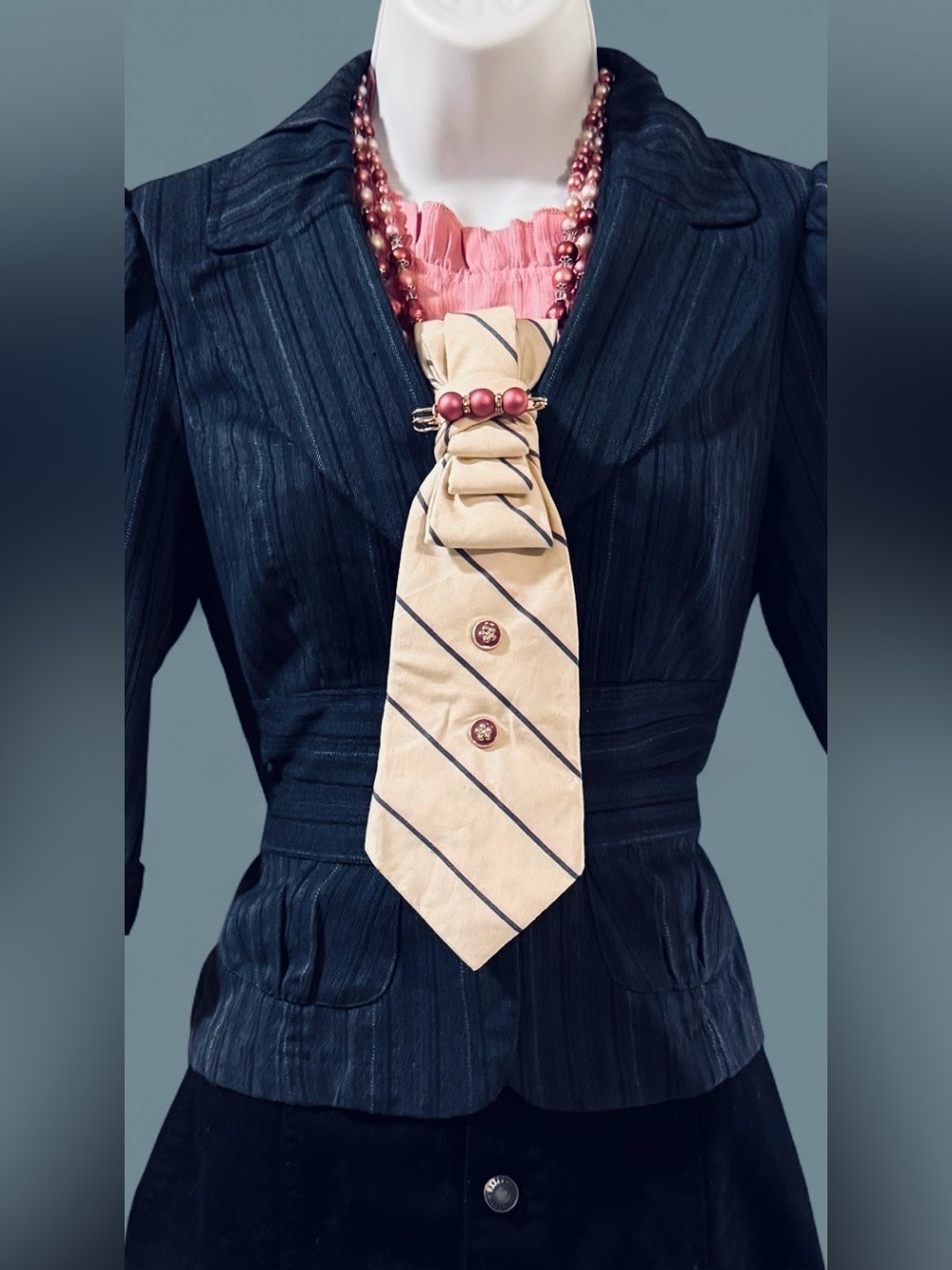 Hand Crafted Cream Vintage NeckTie Necklace Pink Pearl Accents Academic Preppy - Picture 4 of 7
